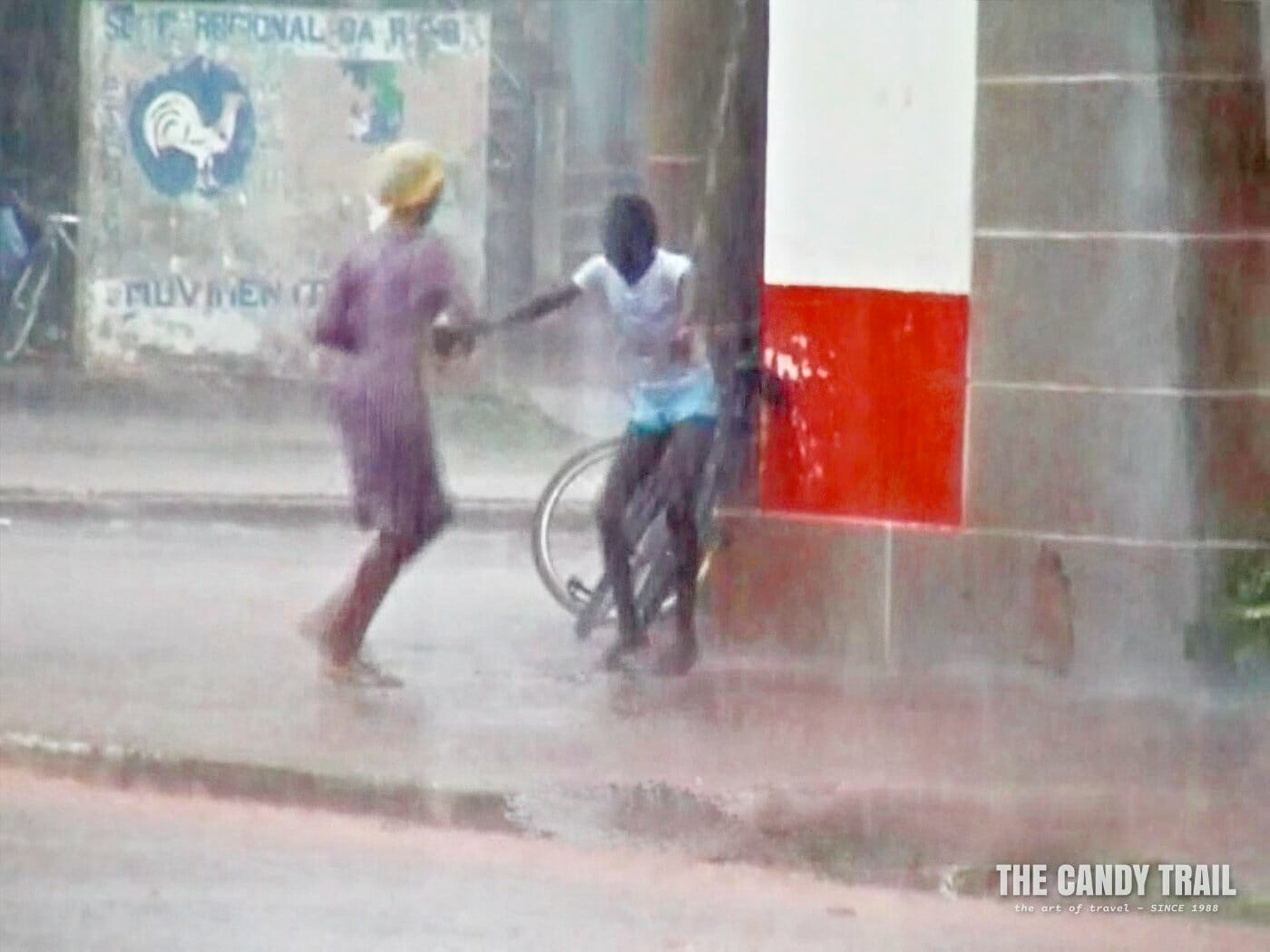 girls happy street shower guinea bissau video