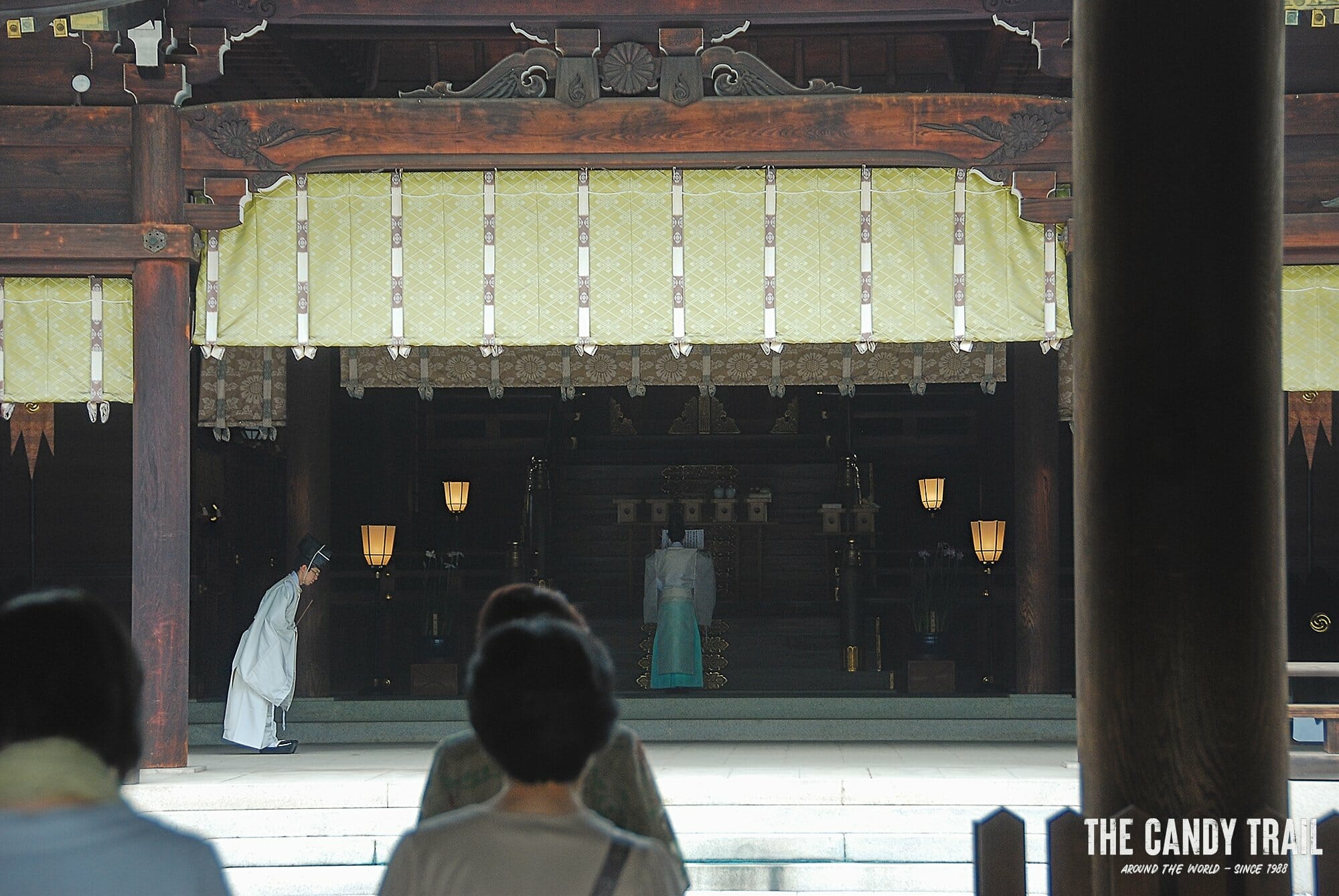 meiji shrine prayer hall ceremony tokyo 